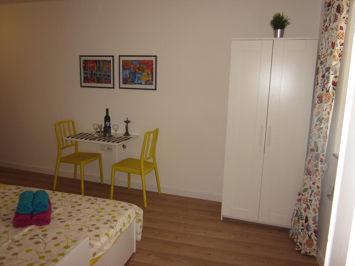 Apartment On The Square Makarska Extérieur photo
