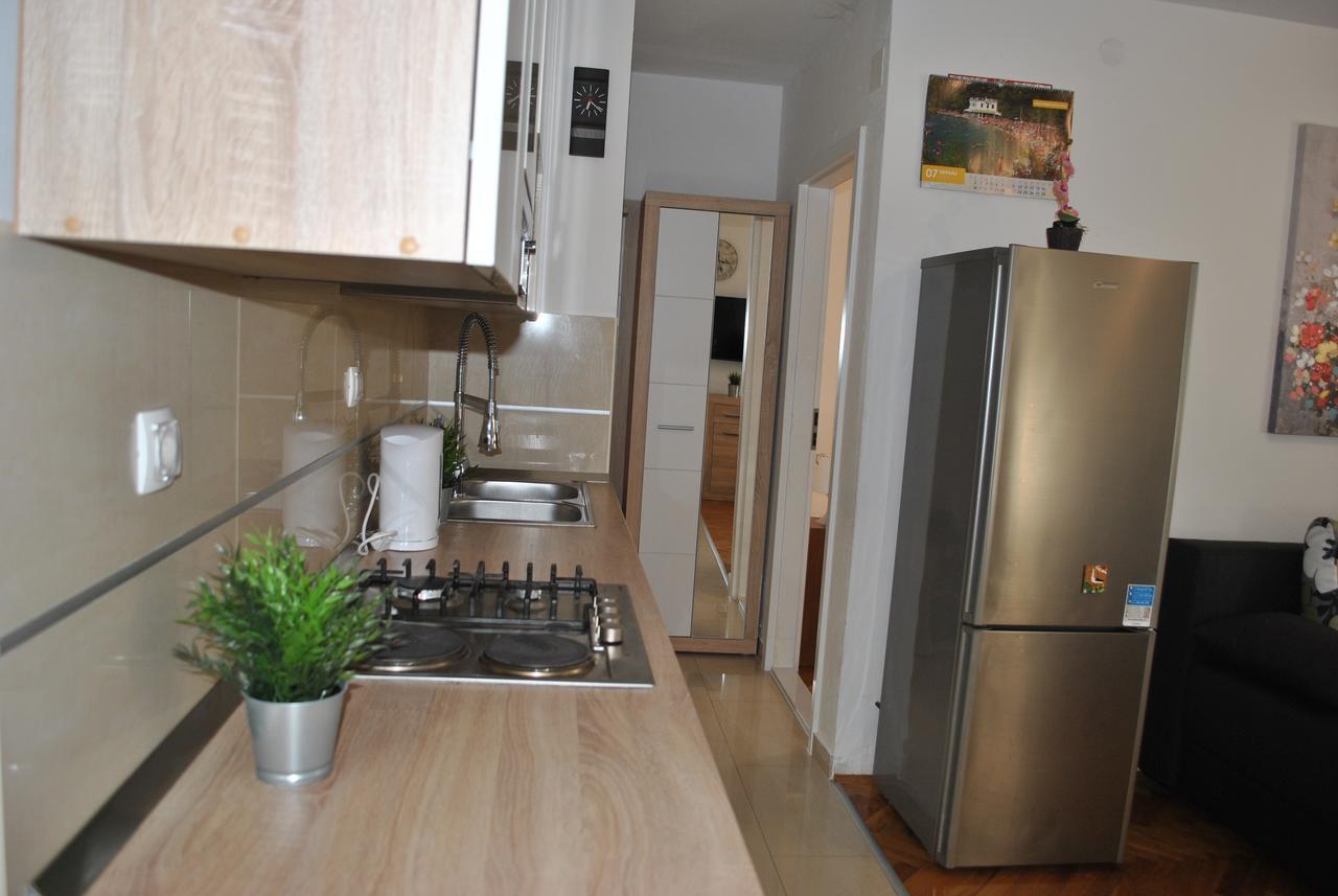Apartment On The Square Makarska Extérieur photo