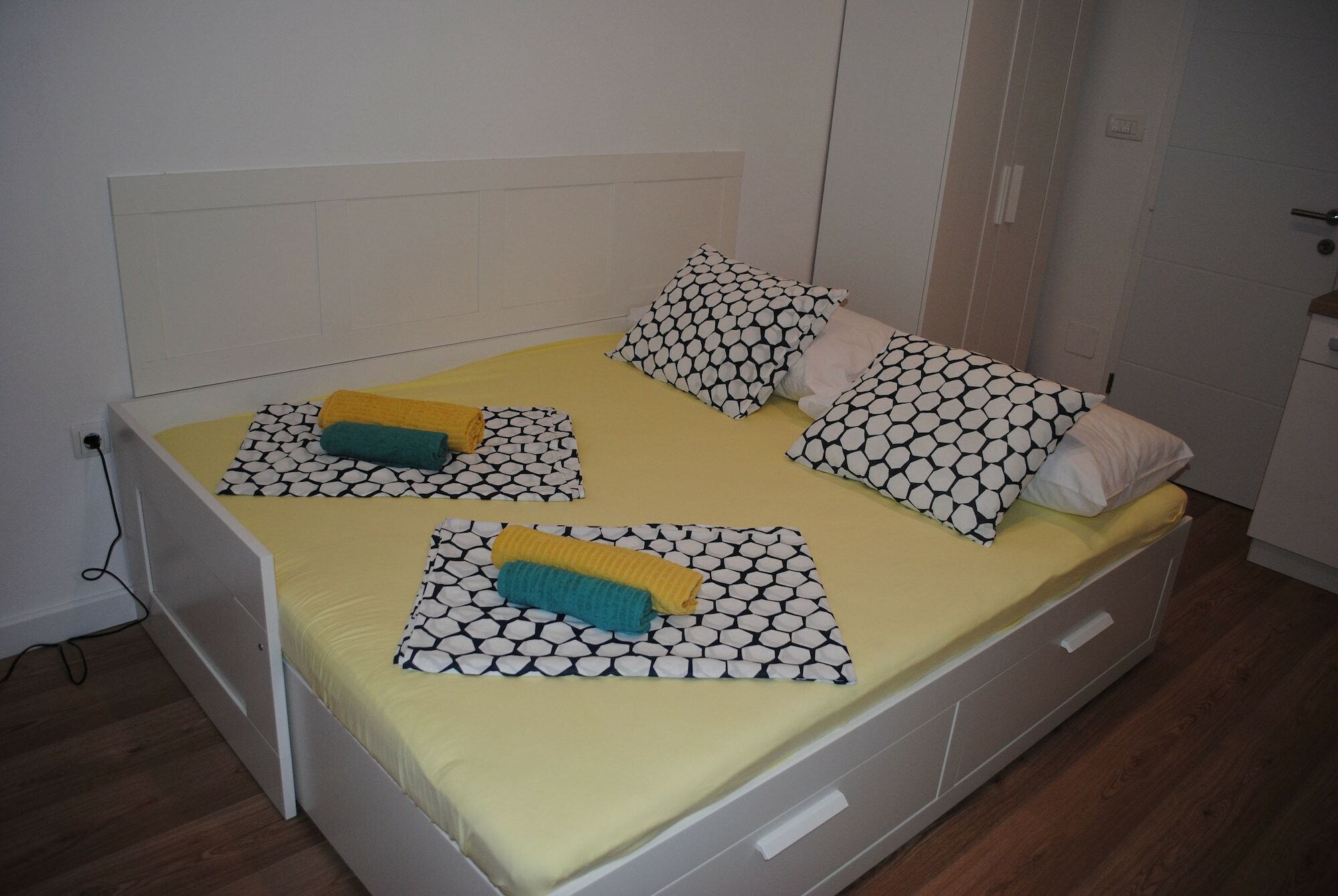 Apartment On The Square Makarska Extérieur photo